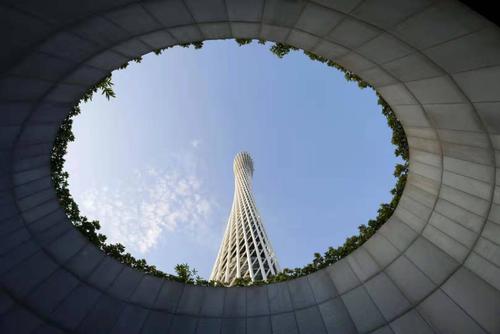 独特视角,将陈旧的内容写出新意