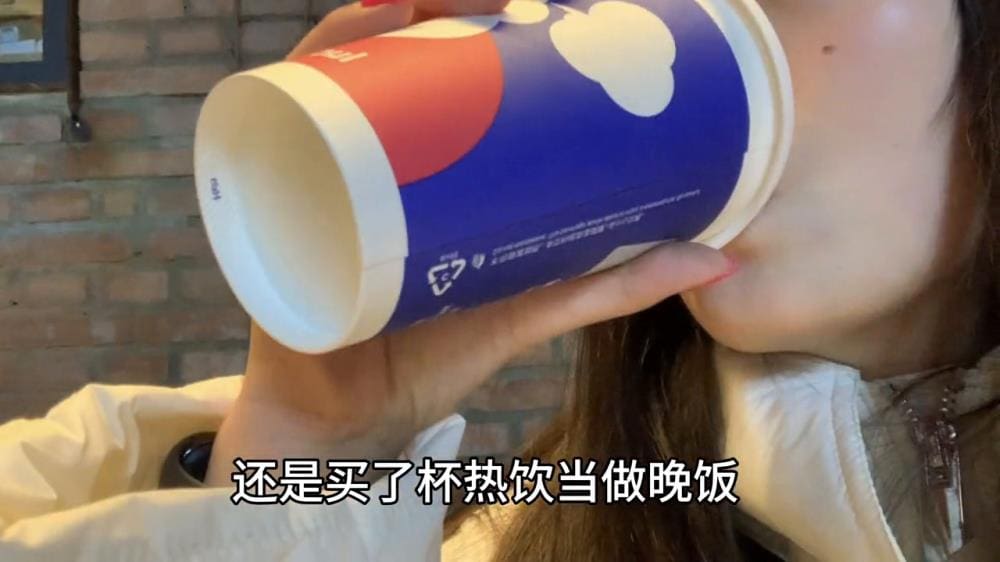 成都东郊记忆新潮流!摆摊拍照日入710,副业兼职也能赚翻天