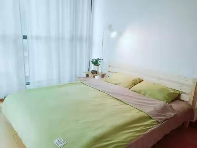 第三种工作:做民宿房东_30+宝妈必看!带娃赚钱两不误,这4种工作让你实现自我价值,家庭事业双丰收!