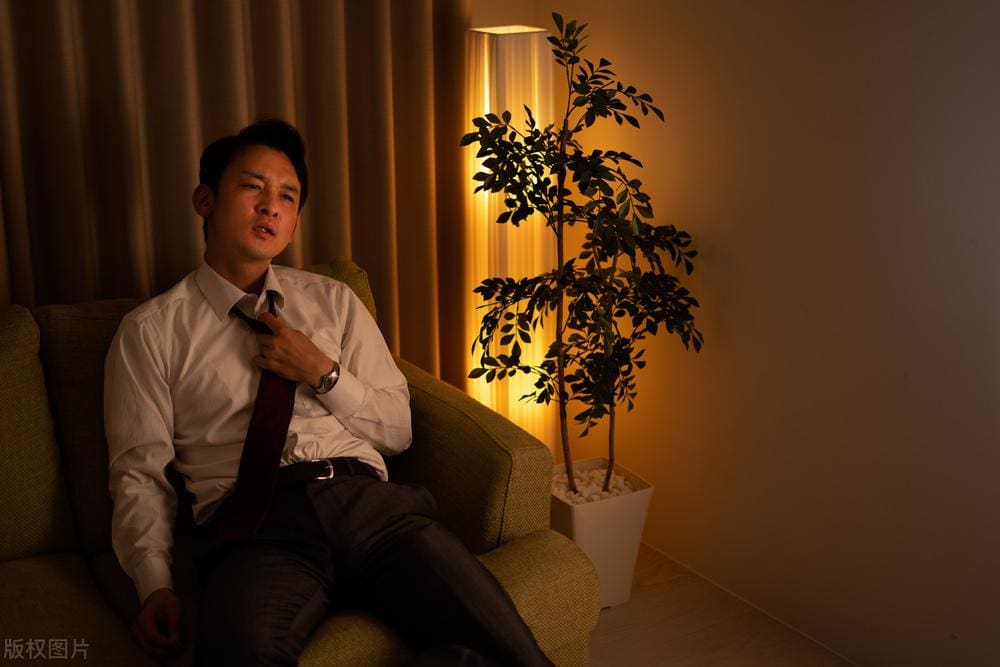 疫情宅家没收入？别急！学会这2个锦囊妙计，轻松在家也能赚大钱！