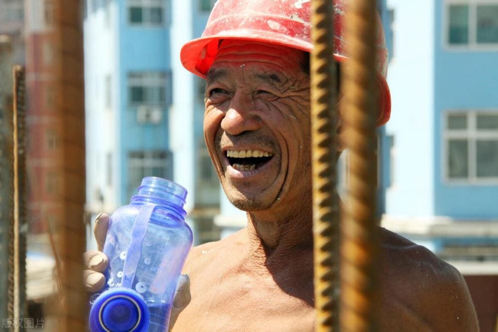 农民工APP变现很容易。_农民工、建筑工人福音！揭秘最靠谱的找活网，接单无忧！