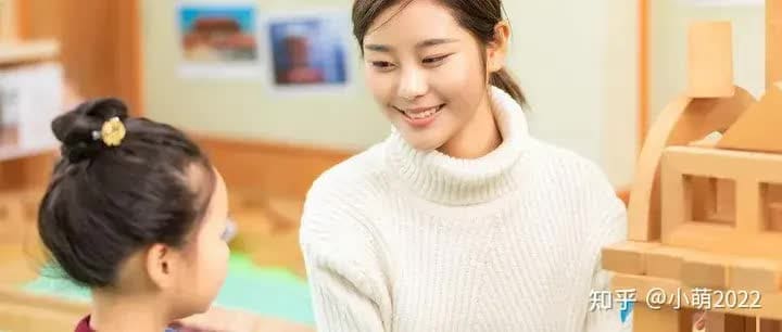 2、培训_幼儿园保育员证考取指南：轻松掌握，一步到位！