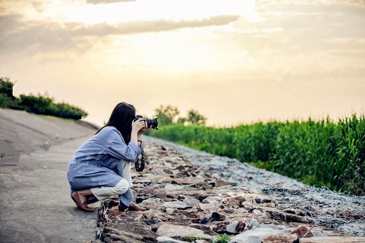 告别无效兼职！揭秘真正能让你赚钱的互联网副业，远离垃圾软件陷阱