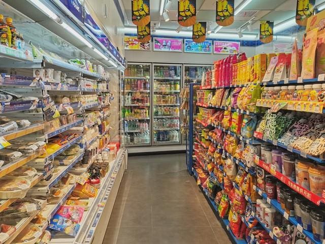 乡镇创业新宠儿！揭秘最吃香店铺项目，让你成为邻里间的财富传奇！