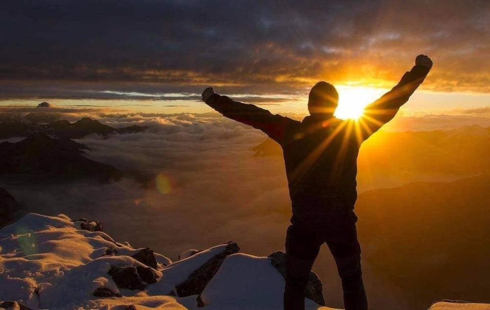 穷富分水岭！揭秘富人赚钱十大思维方式，改变思维，改写命运！
