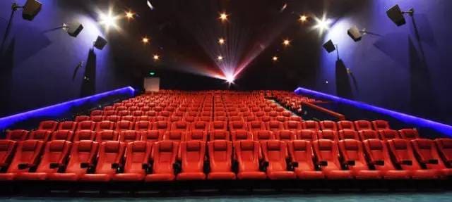 独家福利！蛇口首家IMAX影院盛情邀请，每日两场经典大片免费看，尊享视听盛宴不容错过！